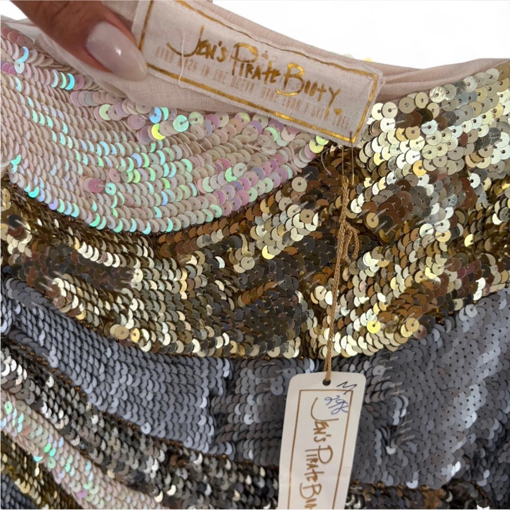 Jen's Pirate Booty Asymmetrical Sequin Skirt in Gold and Silver - Picture 6 of 7
